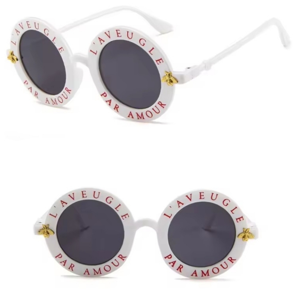 Retro White Round Sunglasses with Vintage Gold Frame